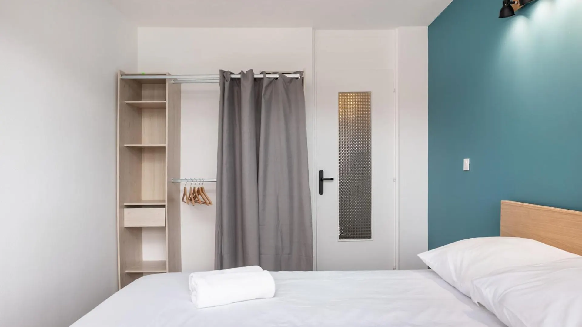 Buissiere Apartment - Cozy For 4 People In Oullins
