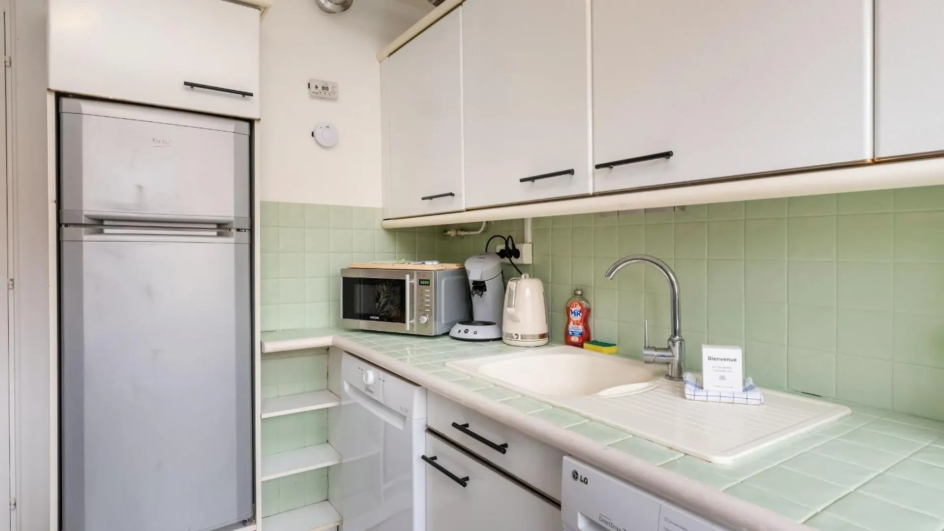 Buissiere Apartment - Cozy For 4 People In Oullins